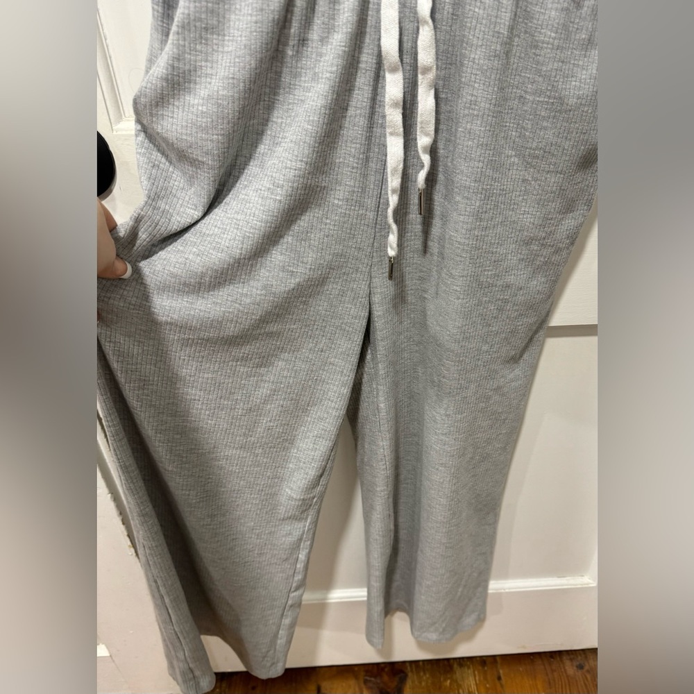 Women’s Gilli Jumpsuit - Picture 5 of 5